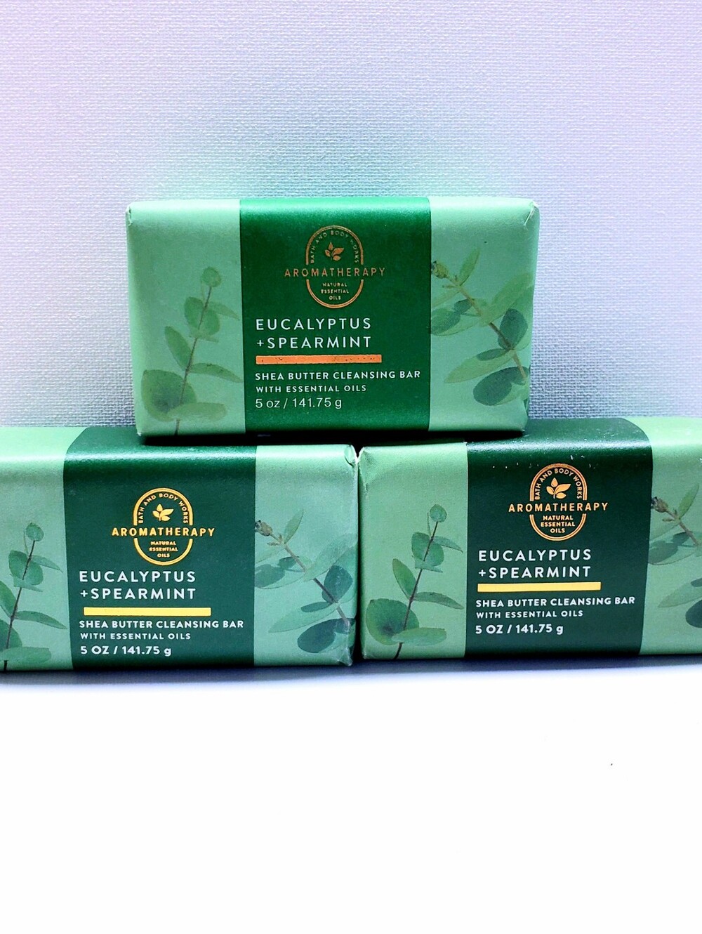 Bath & Body Works EUCALYPTUS SPEARMINT Shea Butter Cleansing Bar, 5 oz (3 Pcs) - Picture 3 of 7